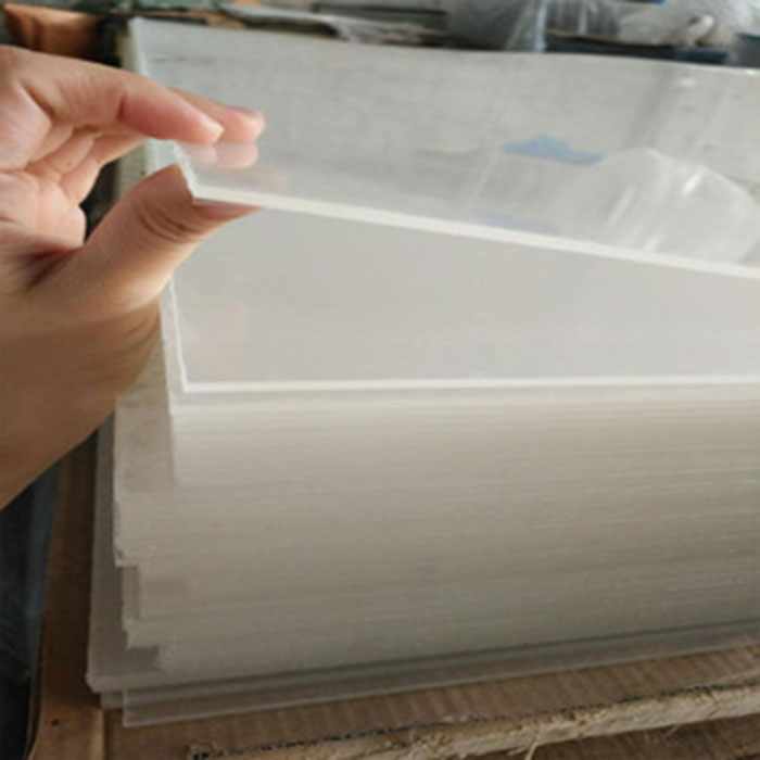 亞克力板具有極佳的耐候性、較高的表面硬度和表面光澤,以及較好的高溫性能。 亞克力板具有極佳的耐候性、較高的表面硬度和表面光澤,以及較好的高溫性能。